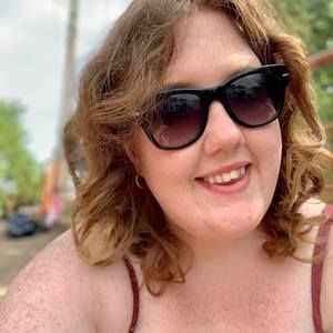 Meet your Posher, April